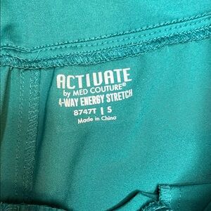 Activate by Med Couture green small scrub pants